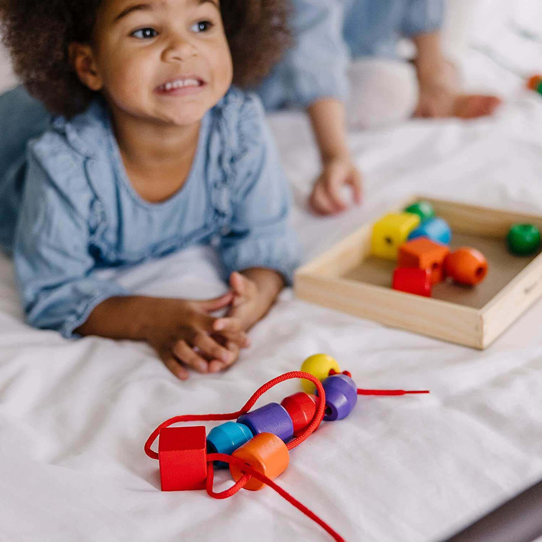 Melissa & Doug Blues Clues & You! Wooden Lacing Beads Earthlets